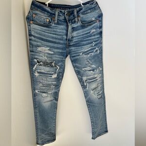 $59 American Eagle 28 X 30 Distressed Patchwork Strigid Mom Jean High-waist